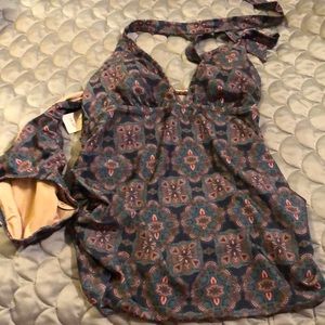 Pea in the pod maternity swimsuit small